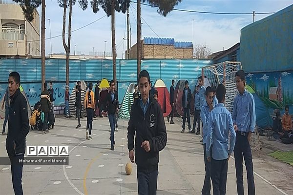 برگزاری اردوی درون مدرسه‌ای دبیرستان رئیس‌زاده خلیل‌آباد