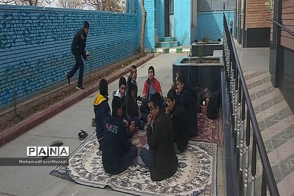 برگزاری اردوی درون مدرسه‌ای دبیرستان رئیس‌زاده خلیل‌آباد