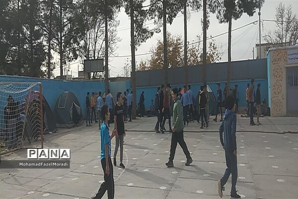 برگزاری اردوی درون مدرسه‌ای دبیرستان رئیس‌زاده خلیل‌آباد