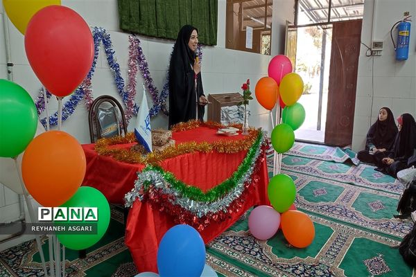 برگزاری مراسم جشن ولادت حضرت زینب (س) در دانشگاه فرهنگیان پردیس زینبیه استان تهران