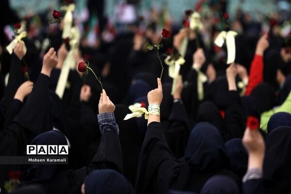 همایش دختران زینبی در حرم حضرت معصومه(س)-1