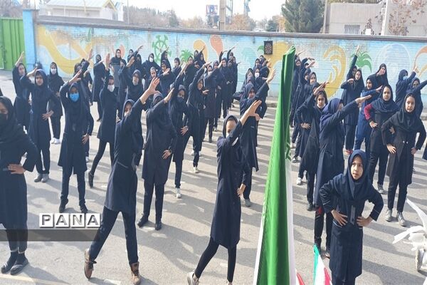 برگزاری المپیاد ورزشی درون مدرسه‌ای در دبیرستان وطن شهرستان طرقبه شاندیز