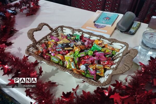 جشن‌ میلاد حضرت زینب (س) و روز پرستار در مدارس وکانون‌های فرهنگی کاشان