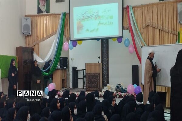 جشن‌ میلاد حضرت زینب (س) و روز پرستار در مدارس وکانون‌های فرهنگی کاشان