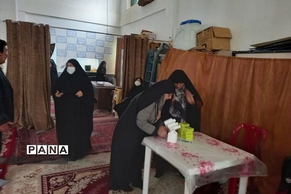 اردوی جهادی هاجران ناحیه امیرالمومنین سپاه محمد رسوال‌الله تهران در مسجد امام‌علی(ع) روستای مهرآباد رودهن