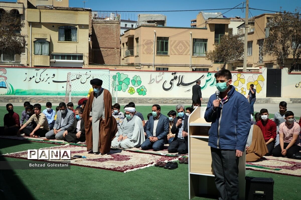 حضور روحانیون در مدارس موجب ارتقای فرهنگ دینی می‌شو‌د