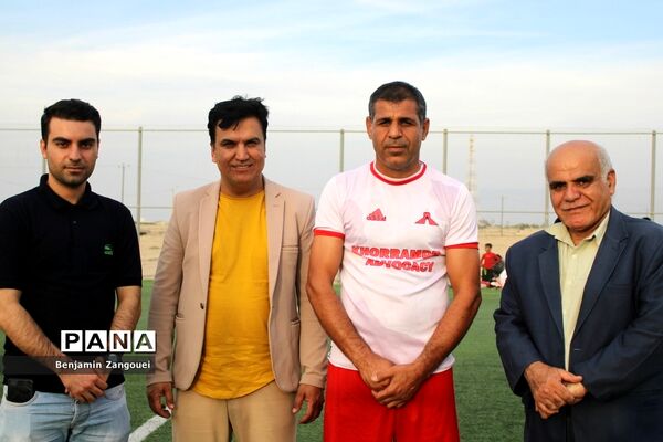 مسابقات مینی فوتبال جام پرچم روستاهای بخش چغادک شهرستان بوشهر