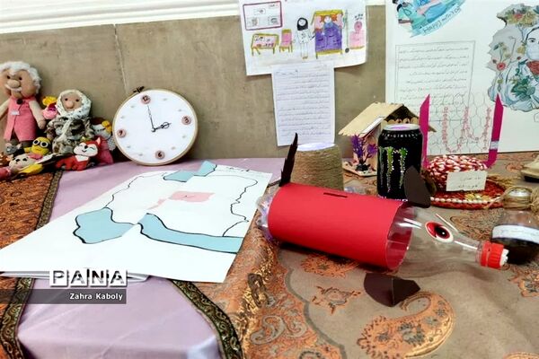 نمایشگاه هنرهای دستی با استفاده از مواد بازیافتی