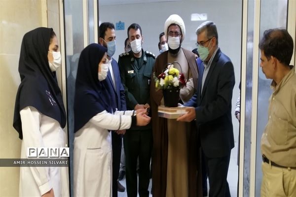 حضور فرهنگیان جهرم در مراکز درمانی و تقدیر از تلاش پرستاران