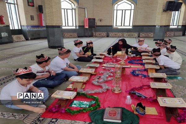 اجرای طرح روان‌خوانی قرآن و محراب در دبستان نیکان ملارد