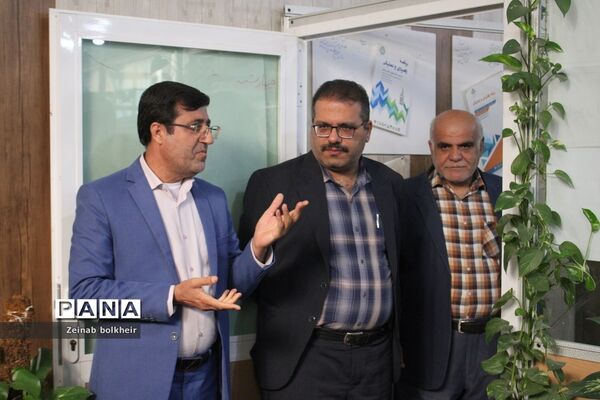 بازدیدمعاون پژوهش  اداره کل آموزش و پرورش استان بوشهر از سازمان دانش‌آموزی