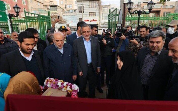 بوستان تخصصی مادر و کودک باغ نظر در منطقه ۱۰ افتتاح شد