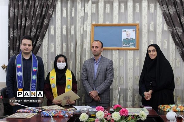 مراسم تقدیر از برگزیدگان جشنواره‌ها و پویش‌های سازمان دانش‌آموزی در گلوگاه