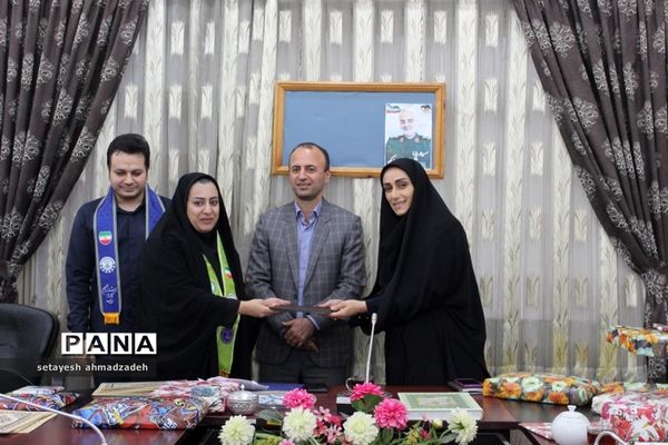 مراسم تقدیر از برگزیدگان جشنواره‌ها و پویش‌های سازمان دانش‌آموزی در گلوگاه