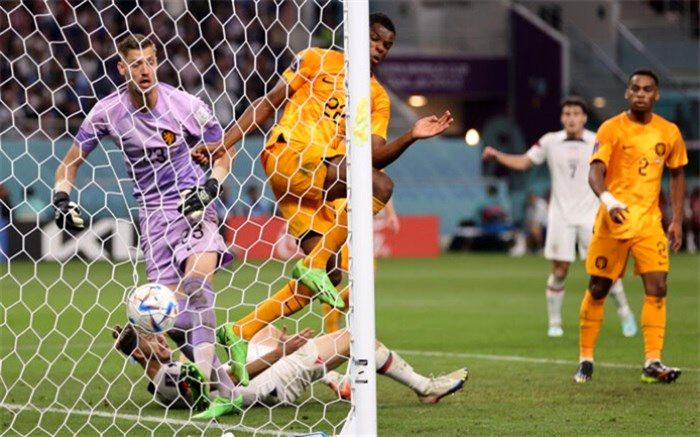 هلندی‌ها در جمع 8 تیم برتر جام جهانی