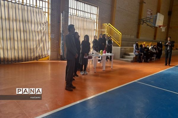 افتتاحیه مسابقات هندبال مدارس  دخترانه شهرستان برخوار