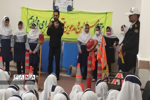 طرح آگاه‌سازی مدارس در محورهای حقوق شهروندی  و آموزش فرهنگ ترافیک در زنجان
