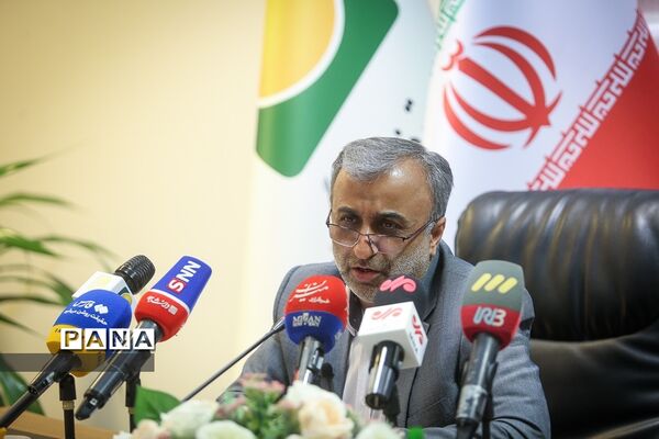 نشست خبری مدیرعامل مؤسسه صندوق ذخیره فرهنگیان