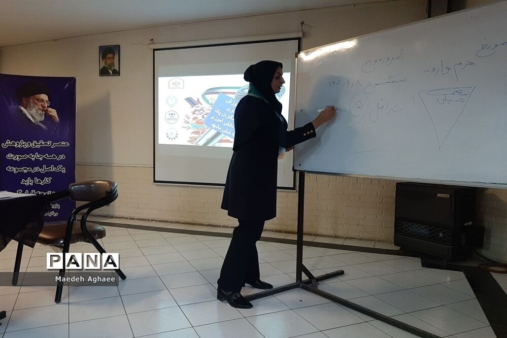 کارگاه آموزشی خبرنگاری  ویژه دانش‌آموزان دختر ناحیه 6 مشهد