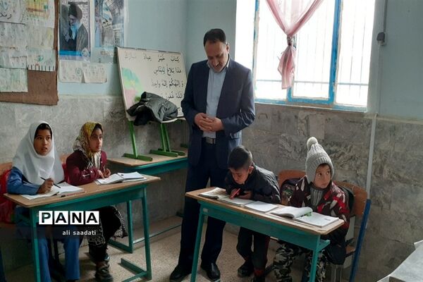 بازدید مدیرآموزش و پرورش کلات از مدارس روستاهای مسیر پساکو