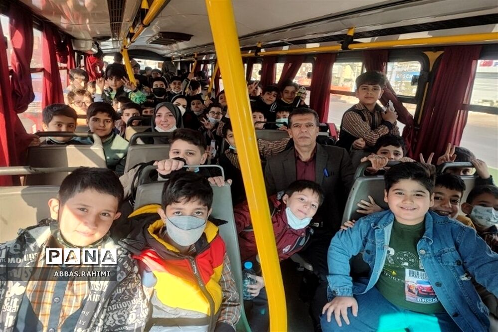 بازدید از شرکت چوپان توسط دانش‌آموزان آموزشگاه احسان پاکدشت