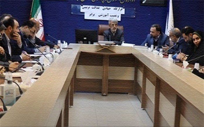 توسعه عدالت آموزشی درمدارس از اولویت‌های عدالت تربیتی وآموزشی است