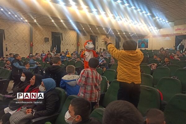 برنامه کودکانه های مهدوی ویژه دانش‌آموزان پسر ناحیه 3 شیراز