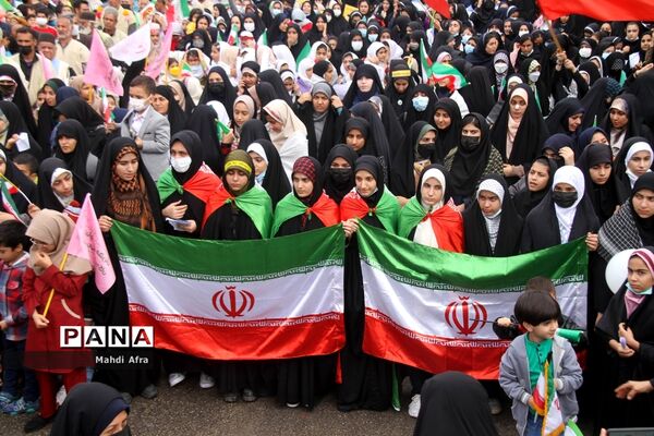 برگزاری اجتماع چند هزار نفری دانش‌آموزان و اقشار مختلف مردم شهرستان بهبهان