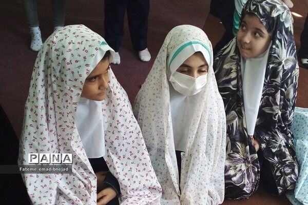 برگزاری و آموزش نماز جماعت در مدارس ابتدایی رودهن