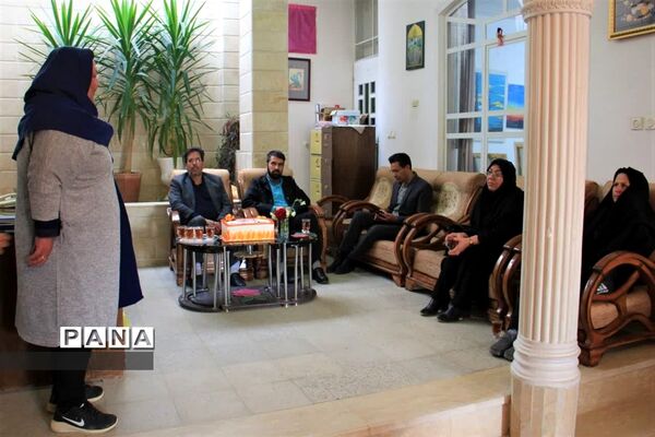 افتتاح نمایشگاه صنایع‌دستی و فعالیت‌های هنری مراکز توانبخشی معلولان ابرکوه