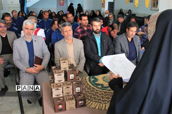 افتتاح نمایشگاه صنایع‌دستی و فعالیت‌های هنری مراکز توانبخشی معلولان ابرکوه