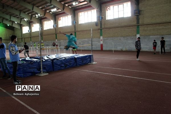 مسابقات دوومیدانی مدارس متوسطه ناحیه یک زنجان