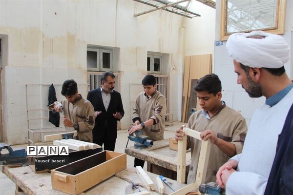 برگزاری طرح «دوشنبه‌های نماز» در هنرستان شهید رجایی ناحیه یک یزد