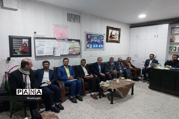 بازدید معاون پرورشی و فرهنگی اداره‌کل آموزش و پرورش استان اصفهان از مدارس کاشان