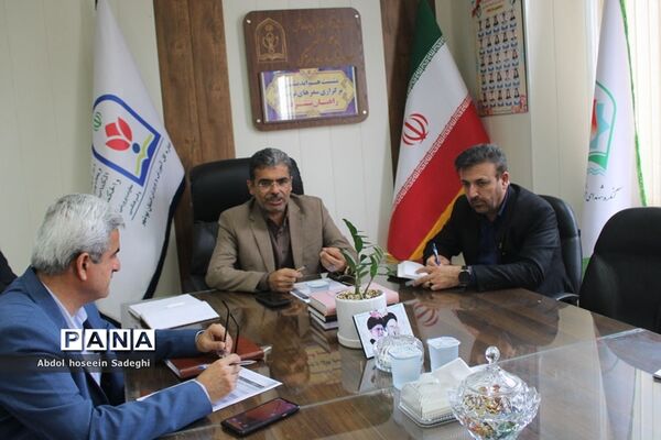 نشست هم‌اندیشی سفرهای تربیتی راهیان پیشرفت