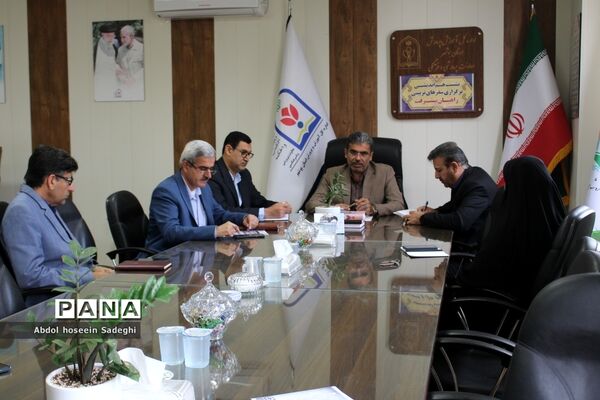 نشست هم‌اندیشی سفرهای تربیتی راهیان پیشرفت