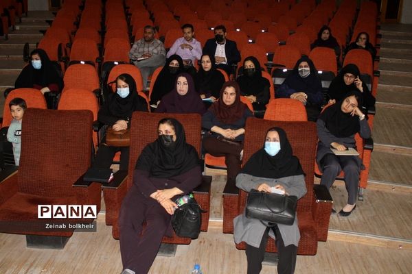جلسه توجیهی دومین جشنواره ملی تئاتر درسی شهرستان بوشهر