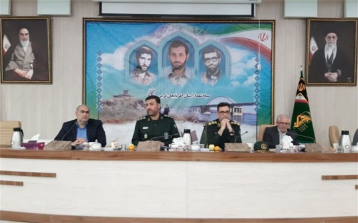 معلمان در تعمیق و گسترش فرهنگ ایثار و مقاومت نقش اساسی دارند
