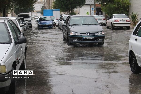 بارش باران و آبگرفتگی معابر در بوشهر