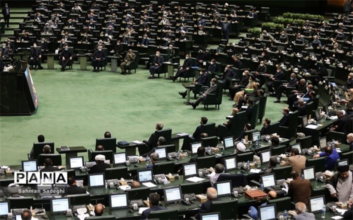 موافقت کمیسیون عمران و کشاورزی مجلس با برنامه‌های مهرداد بذرپاش