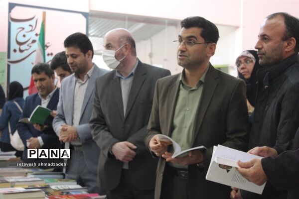 برگزاری نمایشگاه کتاب در گلوگاه