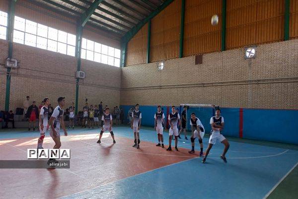 برگزاری مسابقات والیبال مدارس دوره دوم متوسطه پسرانه منطقه کهریزک