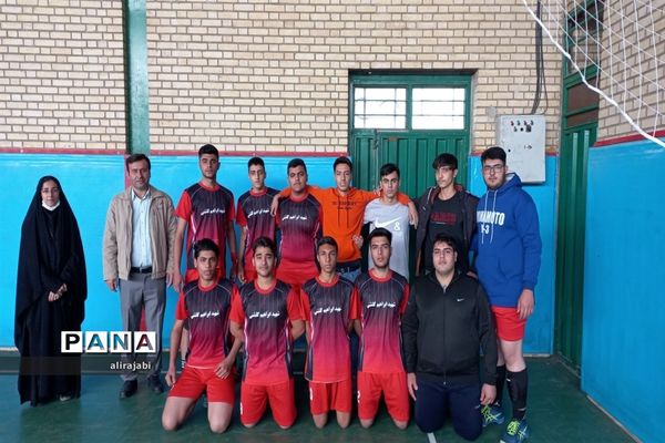 برگزاری مسابقات والیبال مدارس دوره دوم متوسطه پسرانه منطقه کهریزک