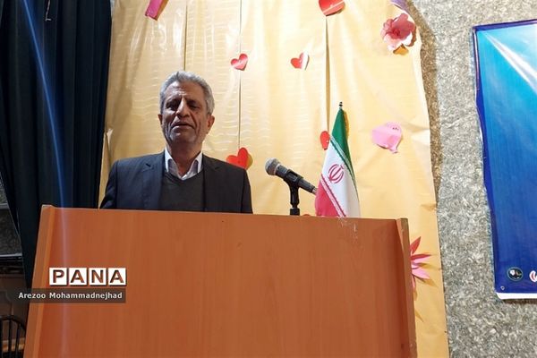 تقدیر از دانشجویان کارآفرین دانشگاه پیام نور شهرستان قرچک