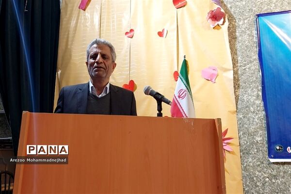 تقدیر از دانشجویان کارآفرین دانشگاه پیام نور شهرستان قرچک