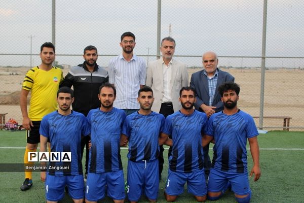 روستای آبطویل قهرمان مسابقات مینی فوتبال جام پرچم شهرستان بوشهر