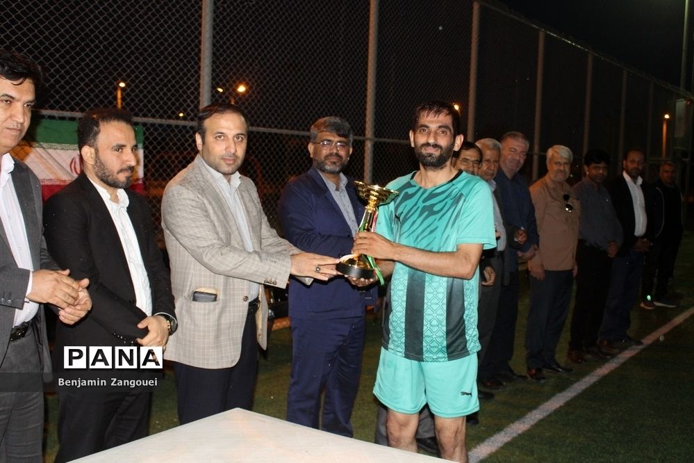 روستای آبطویل قهرمان مسابقات مینی فوتبال جام پرچم شهرستان بوشهر