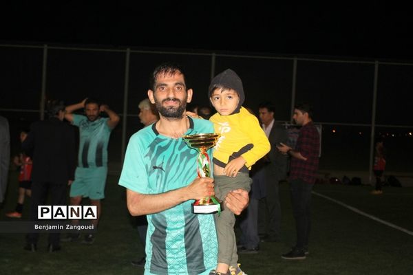 روستای آبطویل قهرمان مسابقات مینی فوتبال جام پرچم شهرستان بوشهر