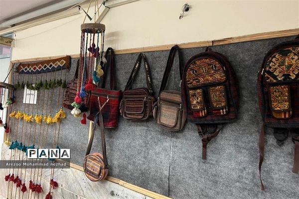 برپایی نمایشگاه صنایع‌دستی توسط دانشجویان کارآفرین شهرستان قرچک