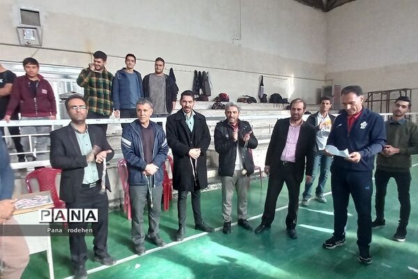 برگزاری مسابقات مرحله آموزشگاهی  والیبال در آموزش و پرورش رودهن